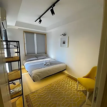 Hotel Deer